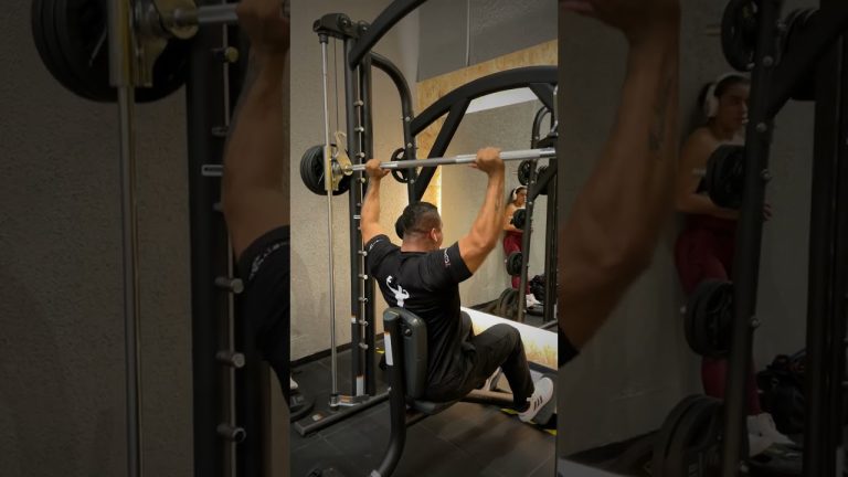 Seated Barbell Shoulder Press / Press tras nuca de hombros, sentado con barra