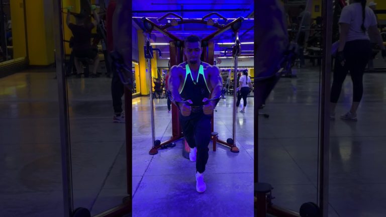 Cruce de poleas – Entrenamiento para pecho.