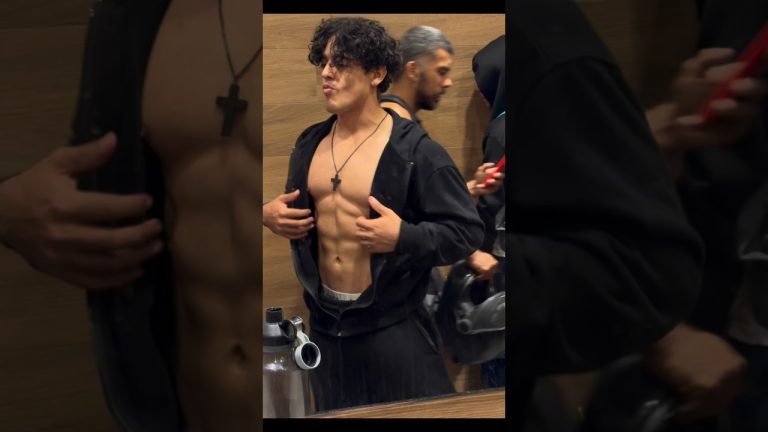 MOD bro la manera en que se presenta deslizando el croasan #motivation #aesthetic