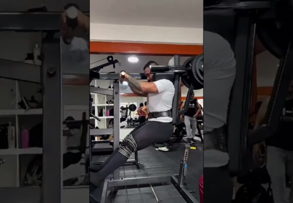 #motivation #viral #fitnessvlogger #culturismo #bodybuilding